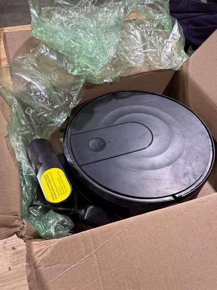 Robot Vaccum Cleaner unknown brand.
