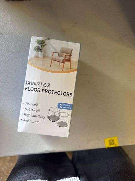 32 Pack Chair Leg Floor Protectors Silicone Covers for Hardwood Floors to Protect Wood Tile Floors Felt Bottom Caps Non Slip Reduce Noise (Large-Black