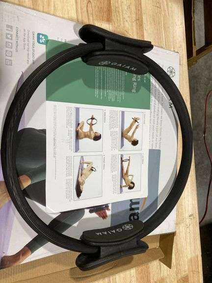 Gaiam Pilates Ring 15" Fitness Circle - Lightweight & Durable Foam Padded Handles | Flexible Resistance Exercise Equipment for Toning Arms, Thighs/Leg