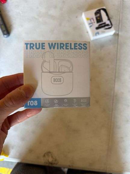 Wireless Earbuds Bluetooth 5.3 Headphones, 40Hrs Playback Stereo Ear Buds with LED Display Charging Case IPX7 Waterproof in-Ear Earphones with Mic for