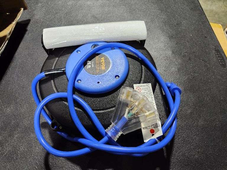 45ft., 12 Gauge / 3 Conductors, 15 Amps Retractable Extension Cord Reel with 3-Outlets