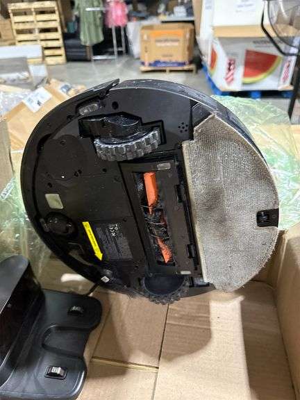 Robot Vaccum Cleaner unknown brand.
