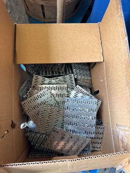 83 Truss Plates 4 x5