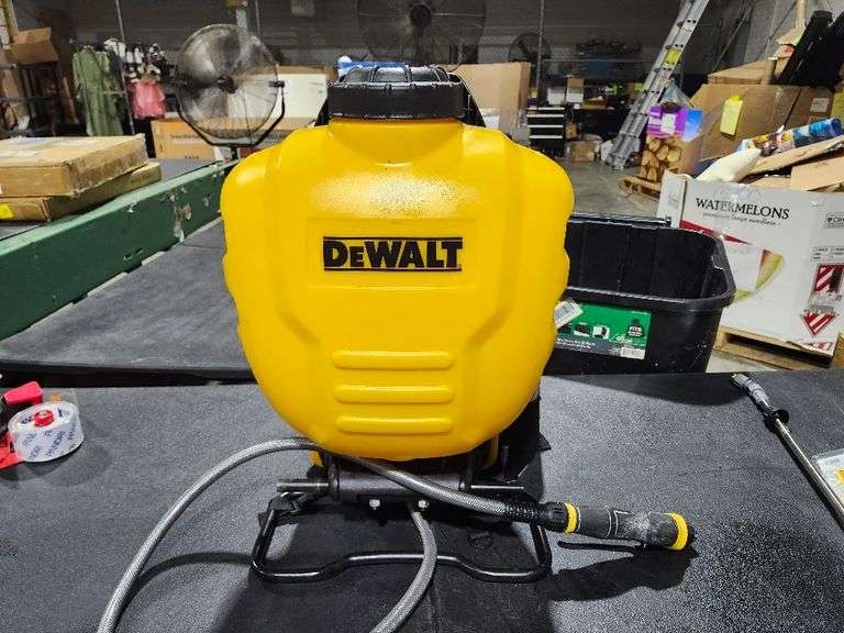 Dewalt pump sprayer - Matthews Auctioneers