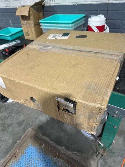 (48) 12 x 12 Interlocking Deck Tiles