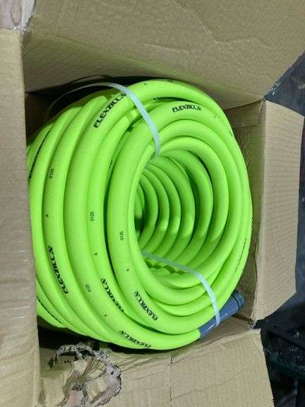 Flexzilla 5/8-in x 100-ft Premium-Duty Kink Free Hybrid Polymer Green Hose