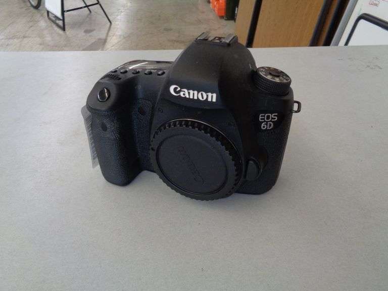 1 -CANNON CAMERA EOS 6D