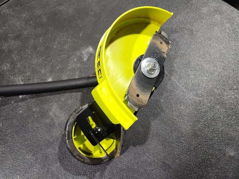 RYOBI Expand-It Universal Straight Shaft Edger Attachment