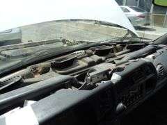 1 -2001 DODGE PICKUP MILEAGE 69,146 (bad battery)VIN# 1B7HC16X21SS94459