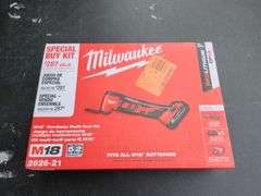Milwaukee M18 Cordless Oscillating Multi-Tool Kit (Battery & Charger)