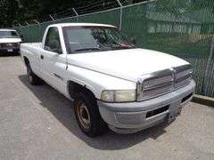 1 -2001 DODGE PICKUP MILEAGE 69,146 (bad battery)VIN# 1B7HC16X21SS94459