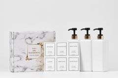 HARRA HOME Modern Gold Design Pump Bottle Set 27 oz Refillable Shampoo and Conditioner Dispenser Empty Shower Plastic Bottles with Pump for Bathroom L