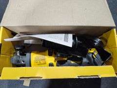 DEWALT FLEXVOLT 60V MAX Cordless Brushless 4.5 in. To 6 in. Small Angle Grinder with Kickback Brake (Tool Only)