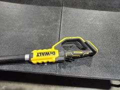 DEWALT20V MAX Cordless Lithium-Ion Pole Saw