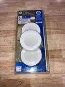 GE Color Select Undercabinet 3-Pack 3.1-in Hardwired/plug-in LED Under Cabinet Light Bar Light