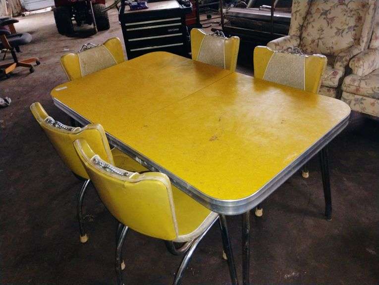 Vintage kitchen set
