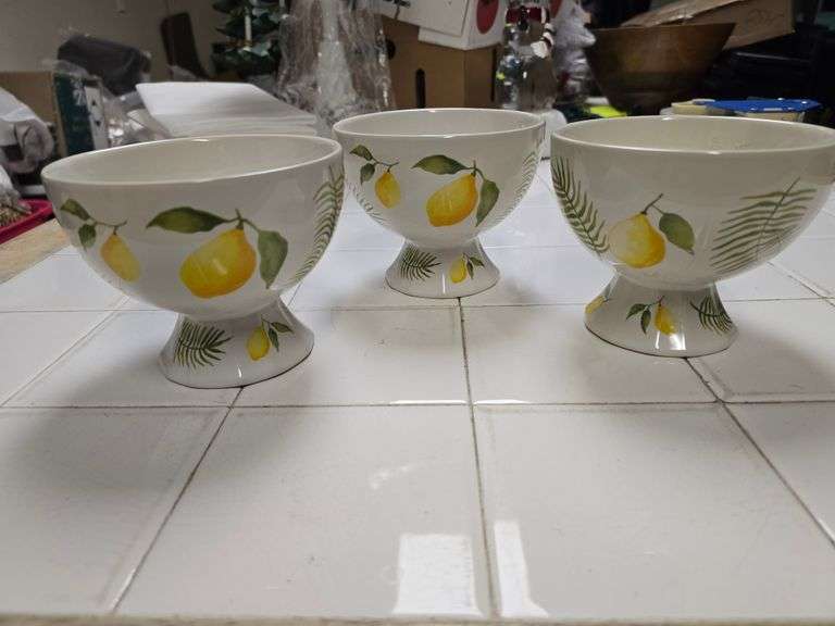 Temptations Set of 3 Dessert Bowls Glass Lemon Design