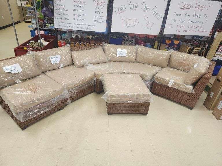 Outdoor patio set