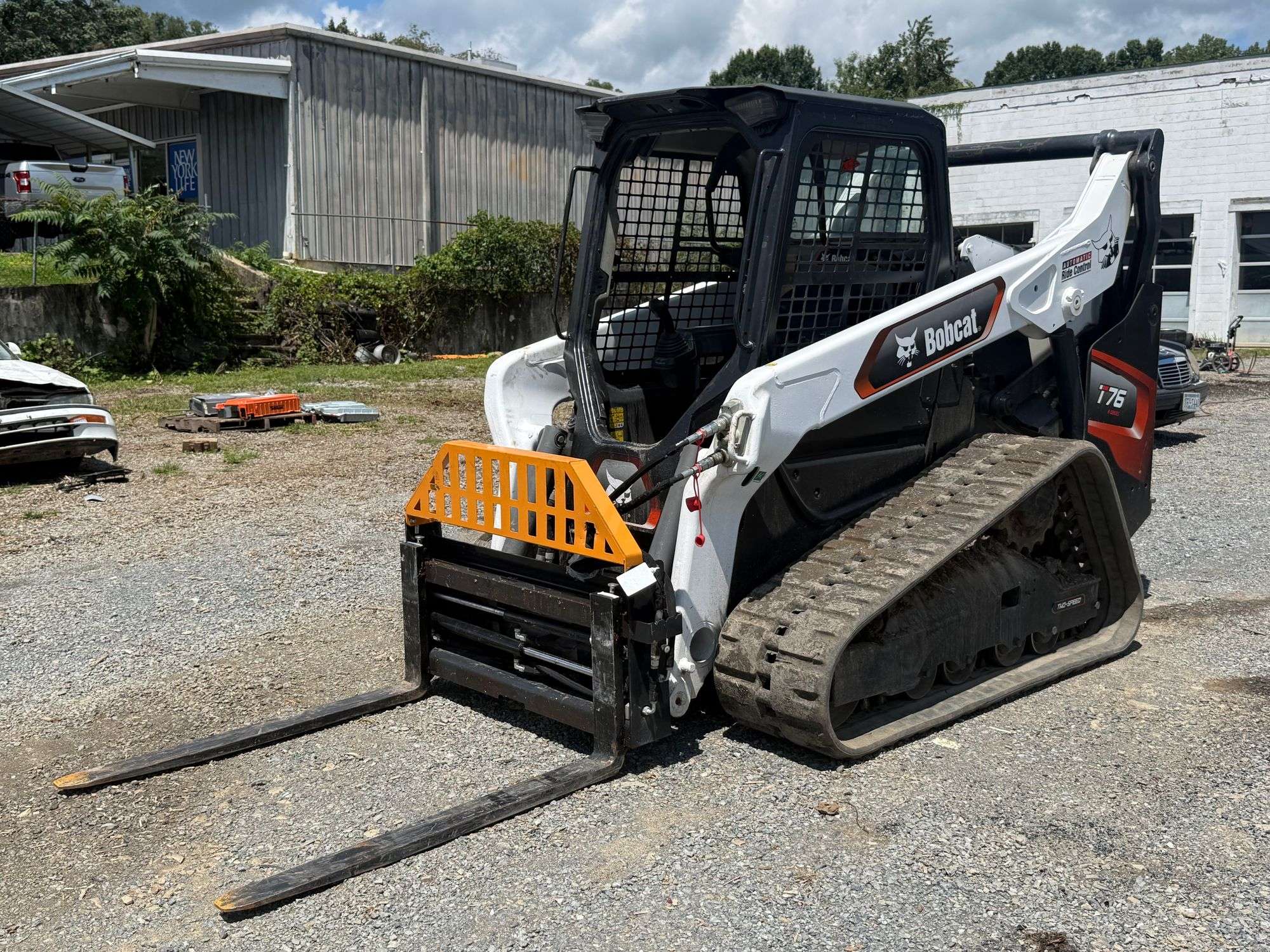 Skid steer equipment