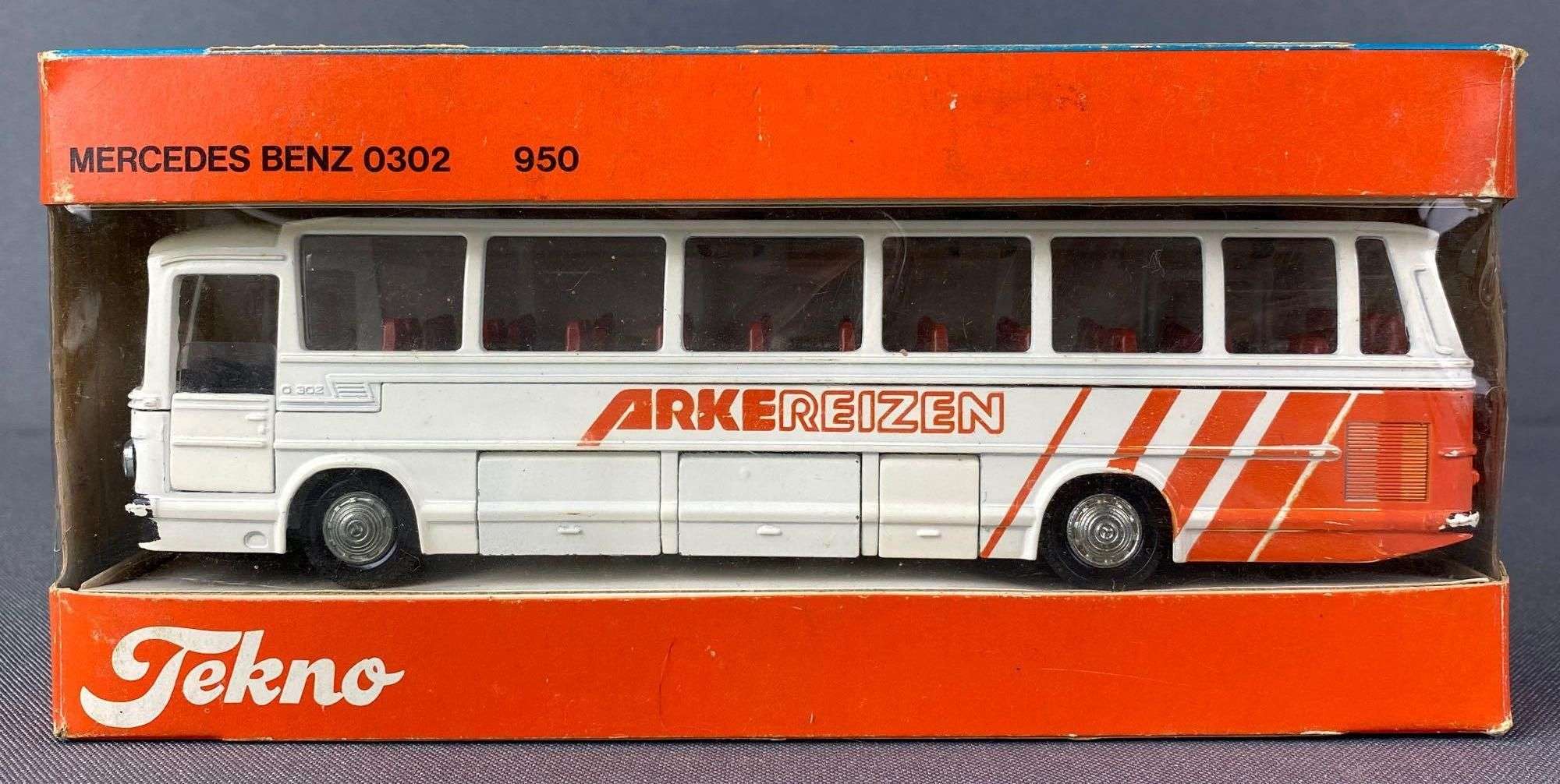 TEKNO MERCEDES BENZ BUS 0302 - 950 - EXCELLENT in Original
