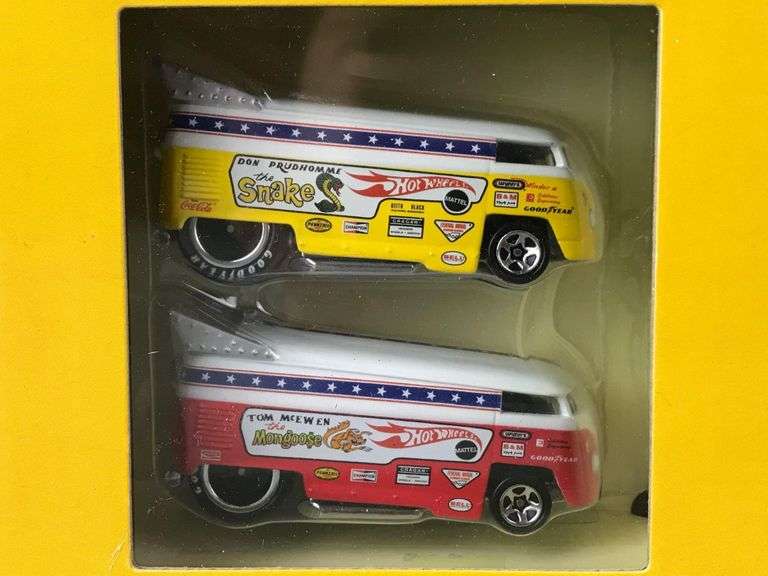 Hot Wheels Classics Mongoose and Snake Drag Race Set - Matthew 