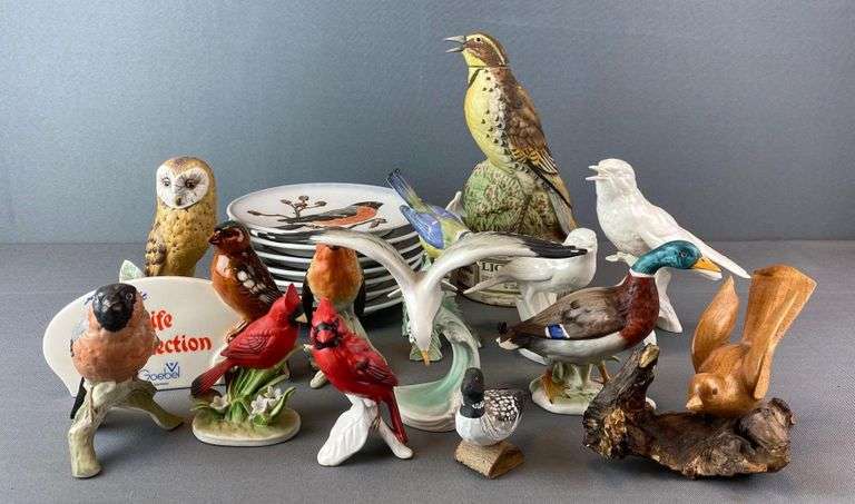 Group of Goebelle Porcelain Bird Figurines and Plates - Matthew Bullock ...