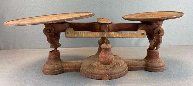 Buffalo Vintage Scale - Matthew Bullock Auctioneers