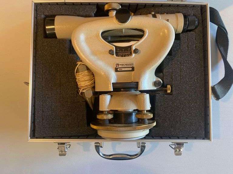 Berger Instruments Transit - Matthew Bullock Auctioneers