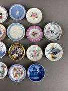 Group of 18 Assorted Miniature Tea Set Plates - Matthew Bullock Auctioneers