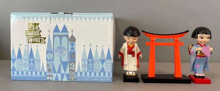 Disney Its a Small World Honorable Sister Japan Figurines
