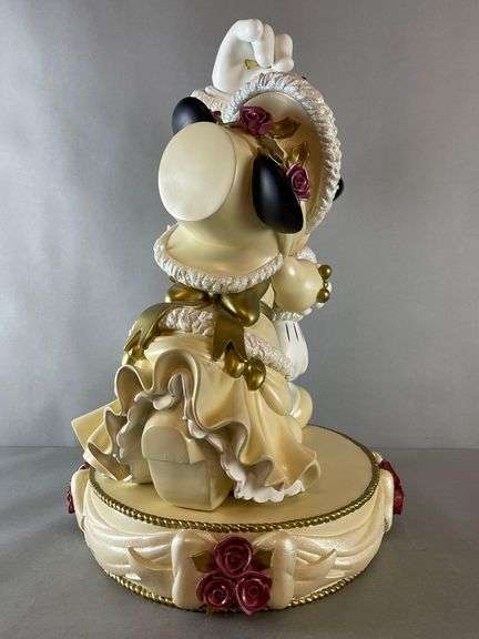 The Art of Disney Mistletoe Kisses Limited Edition Resin Statue