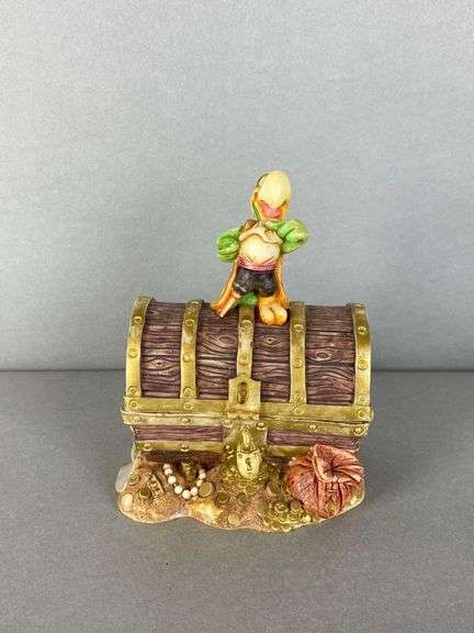 Disney Limited Edition Harmony Kingdom All Mine! Resin Figurine