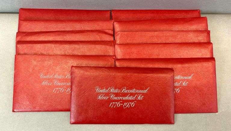 Group of 11 US Bicentennial Silver UNC Sets