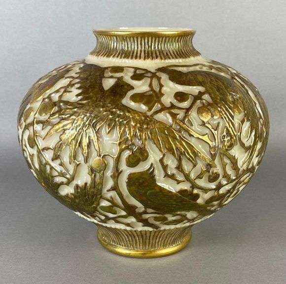 Rare Consolidated Cockatoo Glossy Custard and Aurene Glass Vase