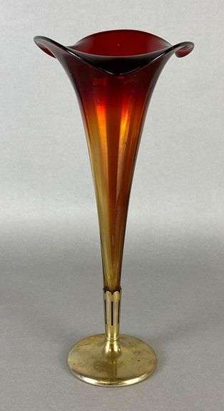 New England Amberina Glass Lily Epergne