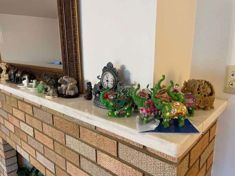 Group of Elephant Figurines and More - Matthew Bullock Auctioneers