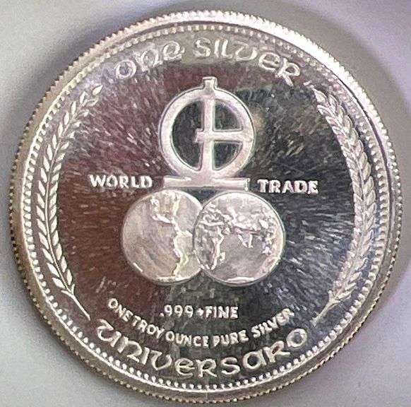 Vintage 1972 Universaro World Trade 1 oz .999 Fine Silver Round