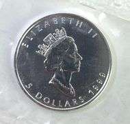 1999 Canada Maple Leaf 1 oz .9999 Fine Silver Sealed in original plastic