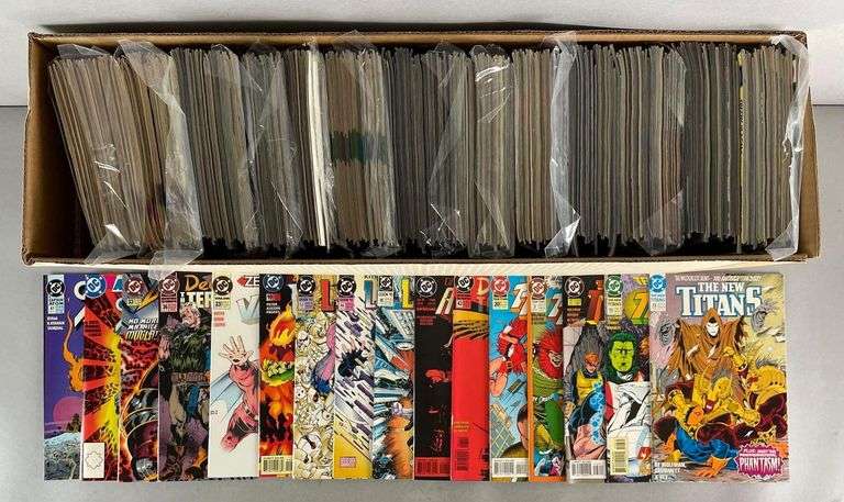 Long Box of 300+ DC Comic Books - Matthew Bullock Auctioneers