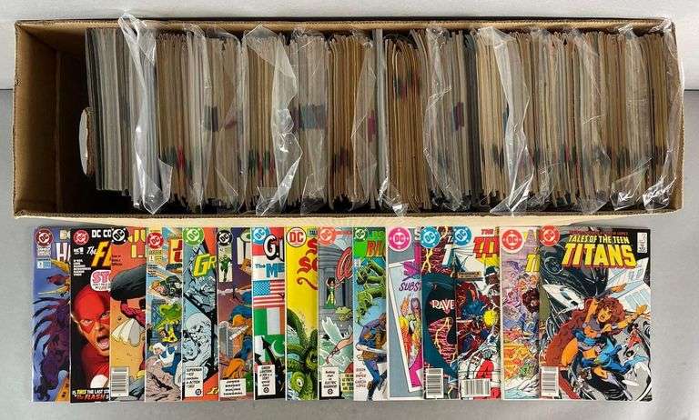 Long Box of 300+ DC Comic Books - Matthew Bullock Auctioneers