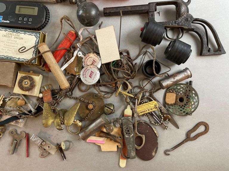 Large Group of Assorted Items - Matthew Bullock Auctioneers