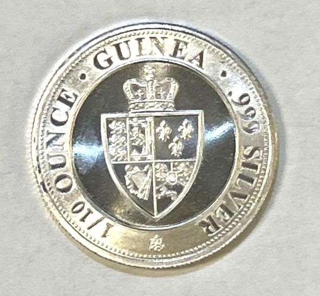 St. Helena Queen Elizabeth 1/10 oz .999 Fine Silver Round