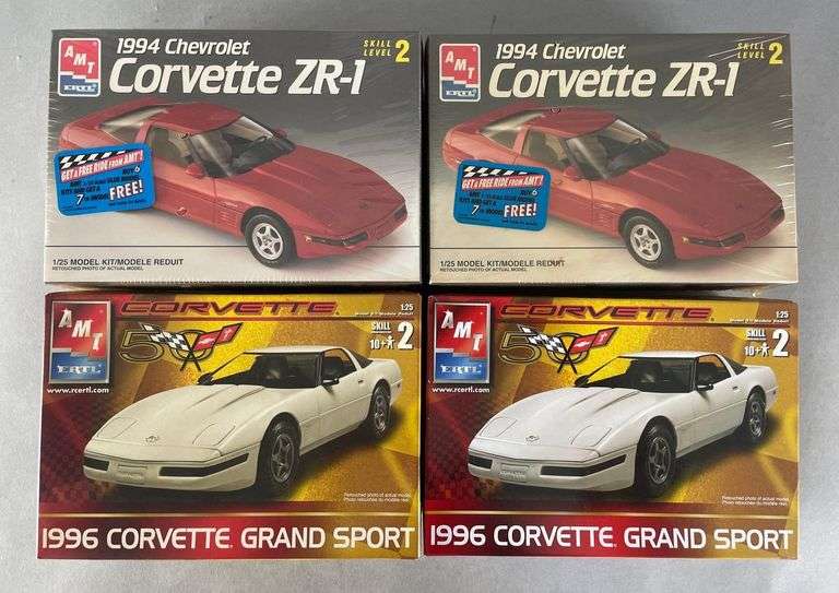 Group of 4 AMT Ertl Chevy Corvette Model Kits - Matthew Bullock Auctioneers