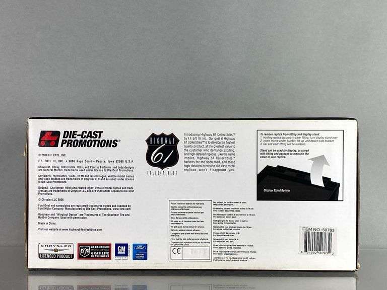 DC Promotions Highway 61 Limited Edition 1970 Plymouth Cuda 426 Hemi