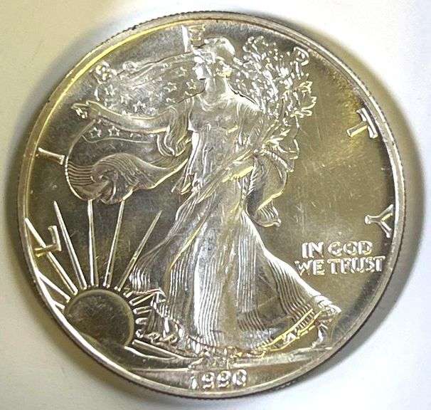 1990 US Mint Silver American Eagle 1 oz .999 Fine Silver