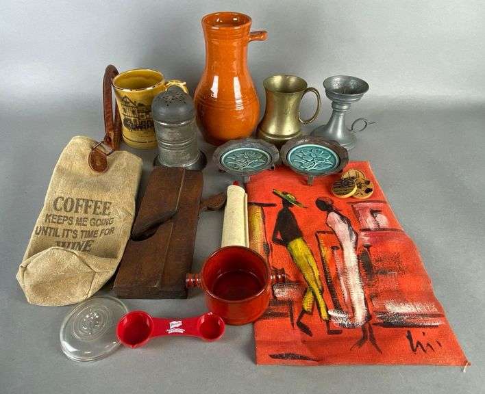 Group of 15 Assorted Items - Matthew Bullock Auctioneers