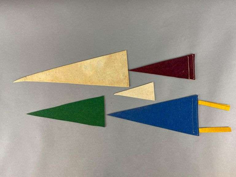 5 - 1950s - 60s Milwaukee Braves Mini Pennants