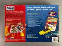 Playing Mantis Johnny Lightning Mopar or no car Gift Pack