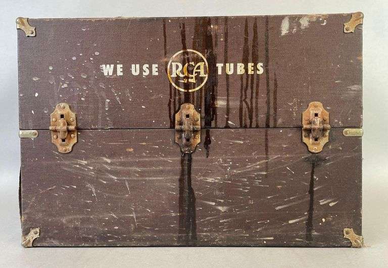 Vintage RCA Picture Tubes Salesman Case with Tubes