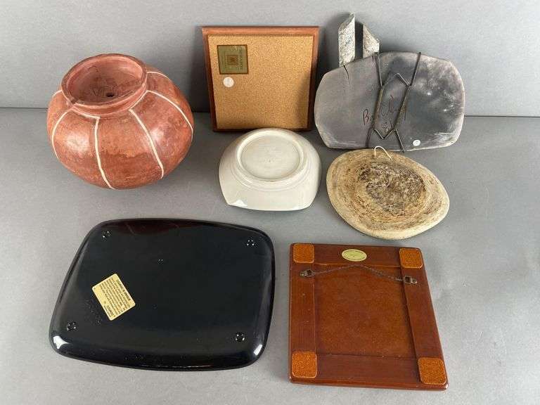 Group of Pottery Items and More - Matthew Bullock Auctioneers